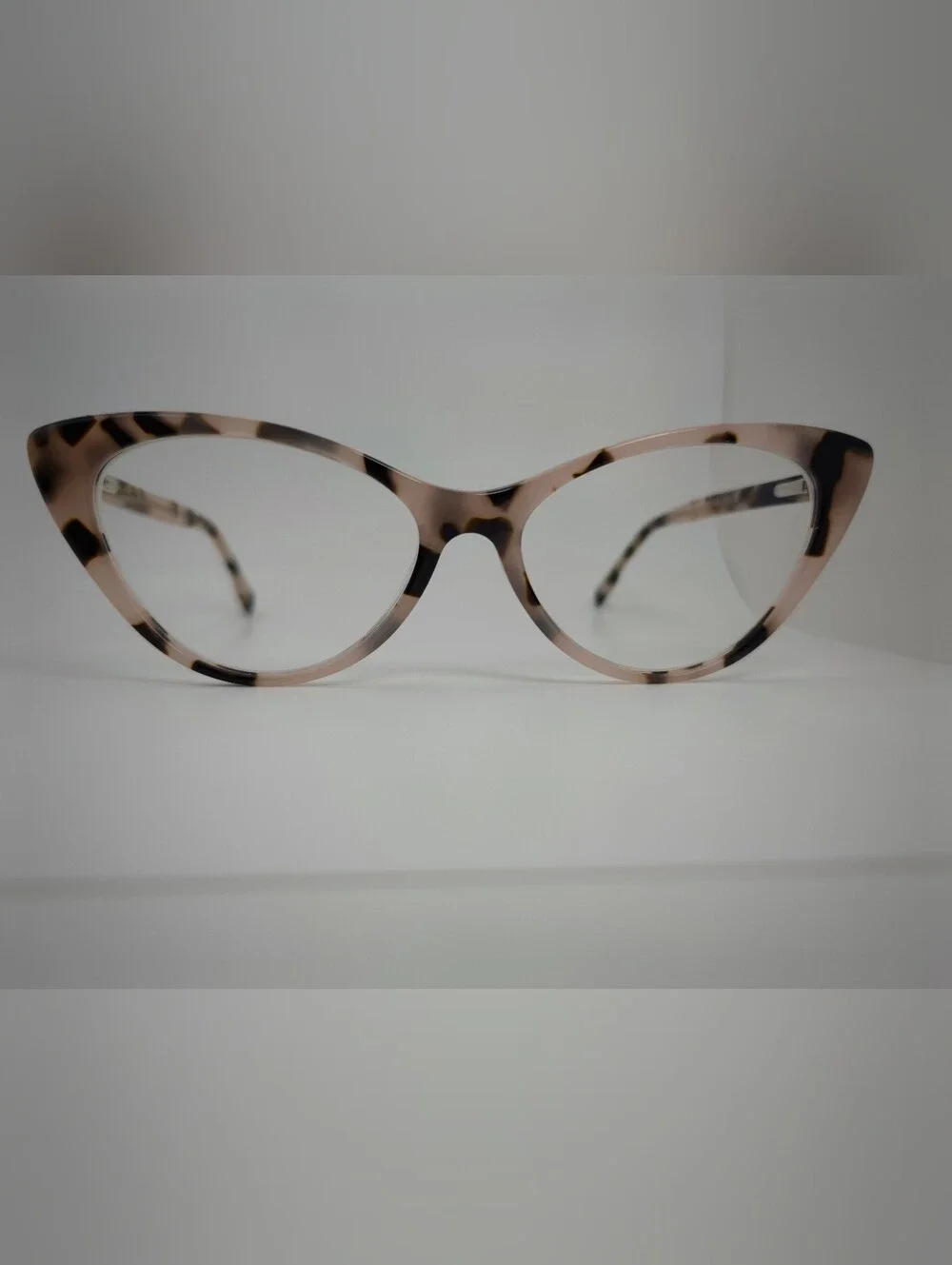 Celosia. Women's Cat-Eye Tortoise Shell Glasses in Nude/Black.